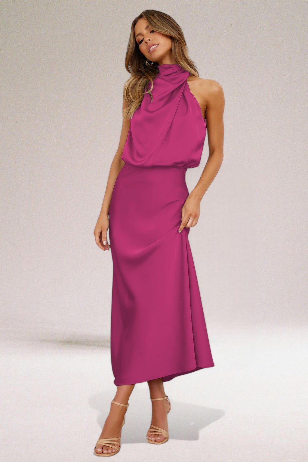María | Vestido con cuello halter
